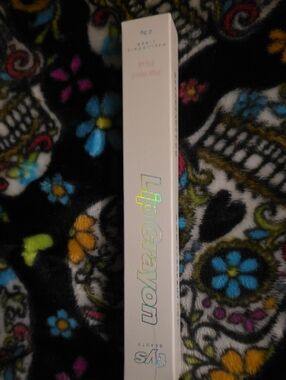 EYS Beauty Lip Crayon in Perfect Pink NEW